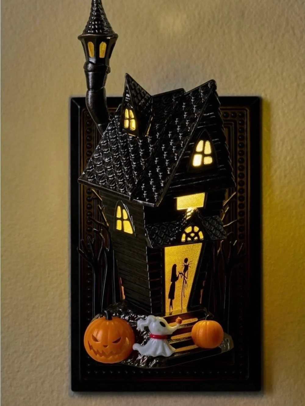 bath and body works X A nightmare before Christmas JACK SKELLINGTON HOME plug